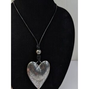 Vintage‎ Inspired Puffy Heart Long Leather Necklace Pendant Art Craft
